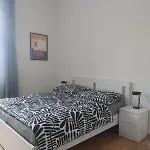 Apartment Edison By The Centre